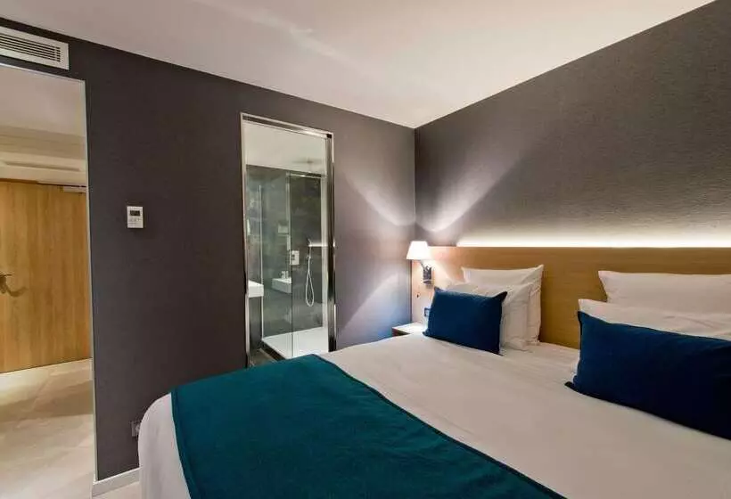 Golden Tulip Sophia Antipolis   Hotel & Spa