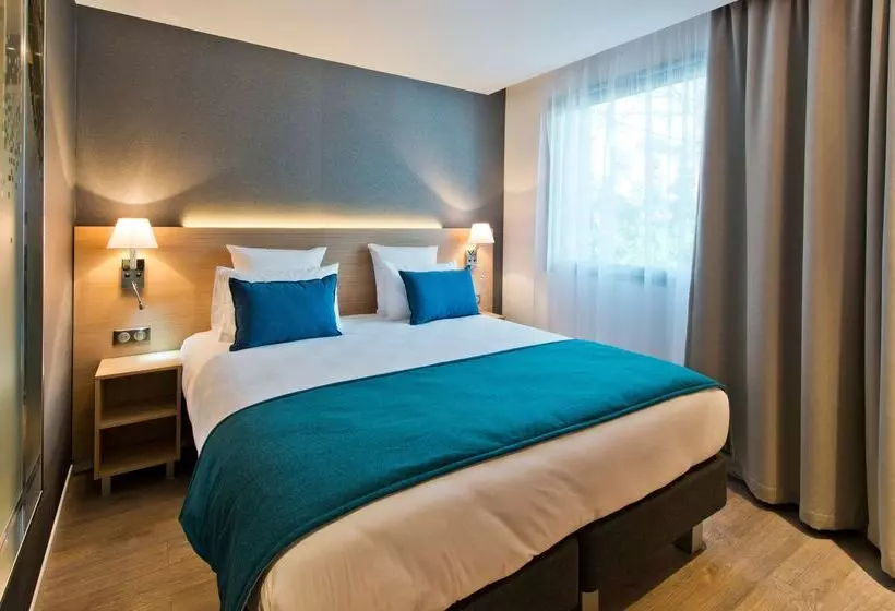 Golden Tulip Sophia Antipolis   Hotel & Spa