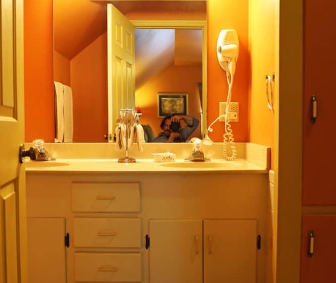 Отель Grandview Lodge