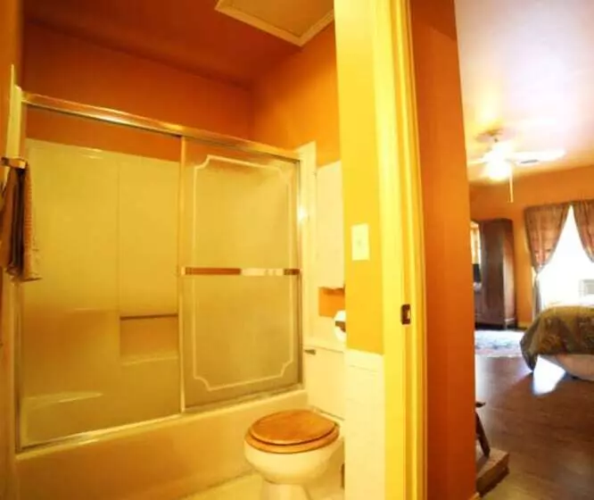 Отель Grandview Lodge