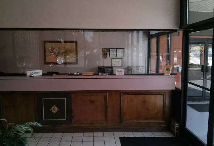 酒店 Guest Lodge Pageland