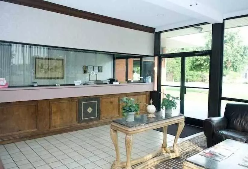 酒店 Guest Lodge Pageland