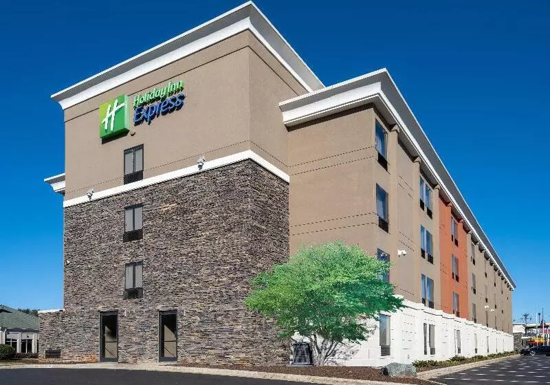 酒店 Holiday Inn Express & Suites Greensboro   I 40 Atwendover, An Ihg