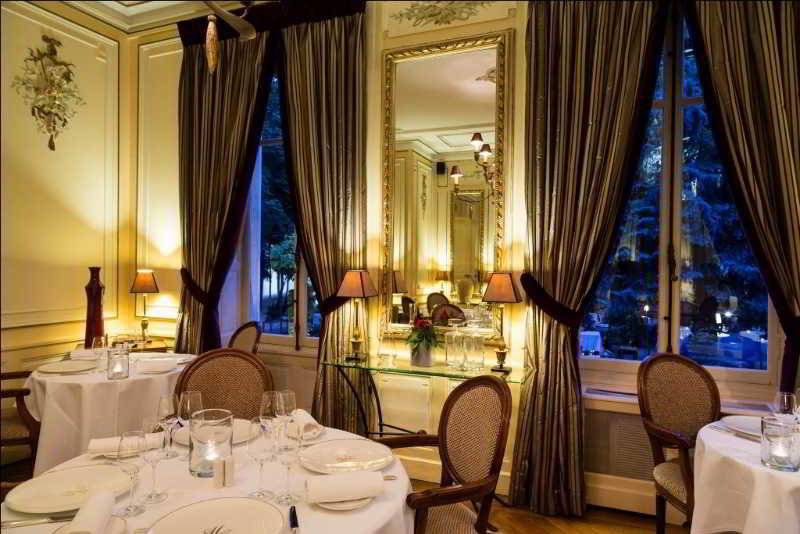 هتل Hostellerie Cèdre & Spa Beaune