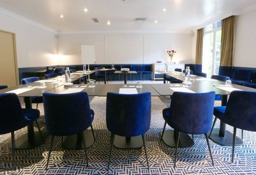 هتل Hostellerie Cèdre & Spa Beaune