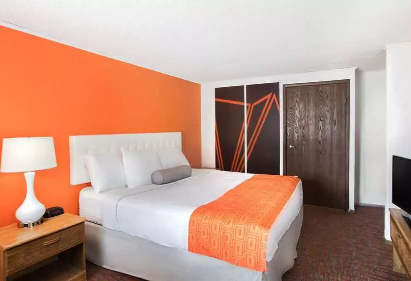 호텔 Howard Johnson By Wyndham Wilmington