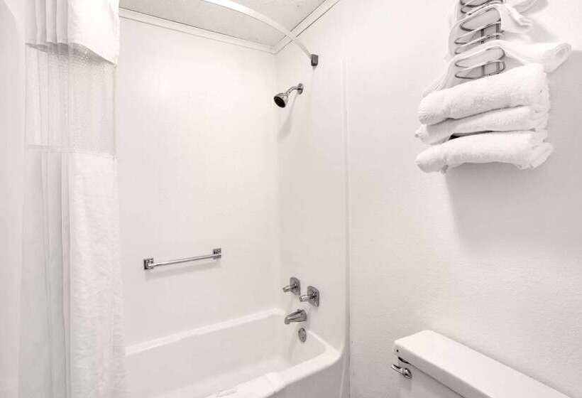 酒店 Howard Johnson By Wyndham Wilmington