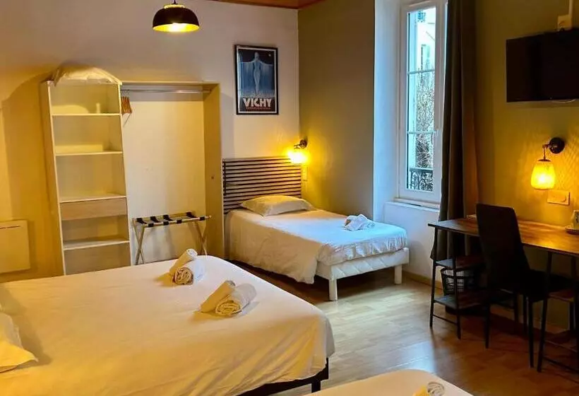 فندق Hôtel & Restaurant Le Patio Vichy