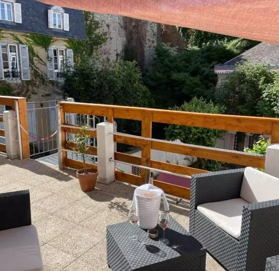 فندق Hôtel & Restaurant Le Patio Vichy