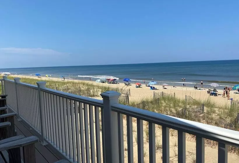 Отель Mariner Inn And Suites