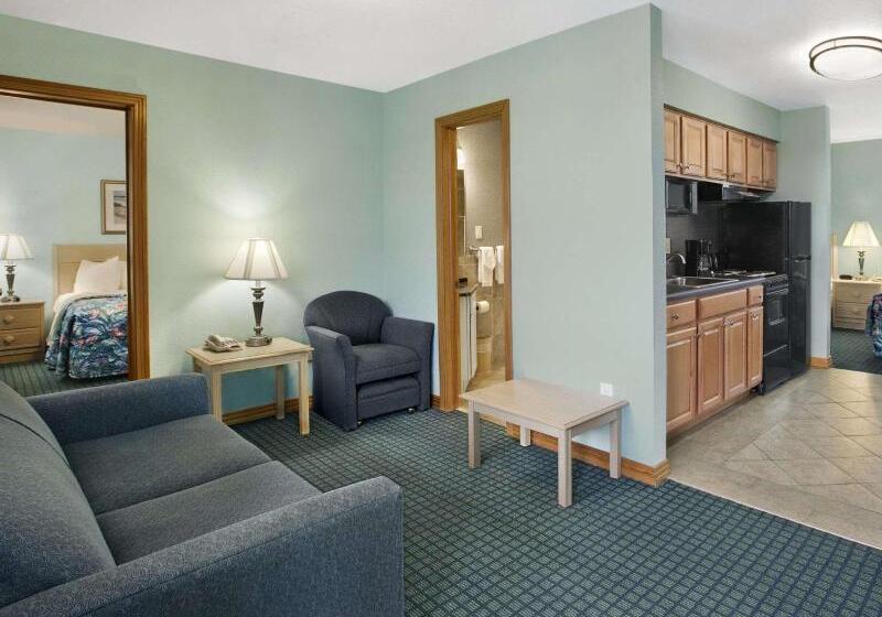 酒店 Mariner Inn And Suites