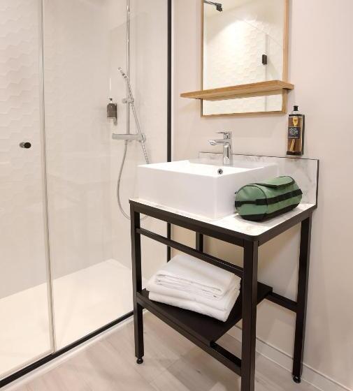 هتل Hôtel Life Marseille Vp Vieux Port