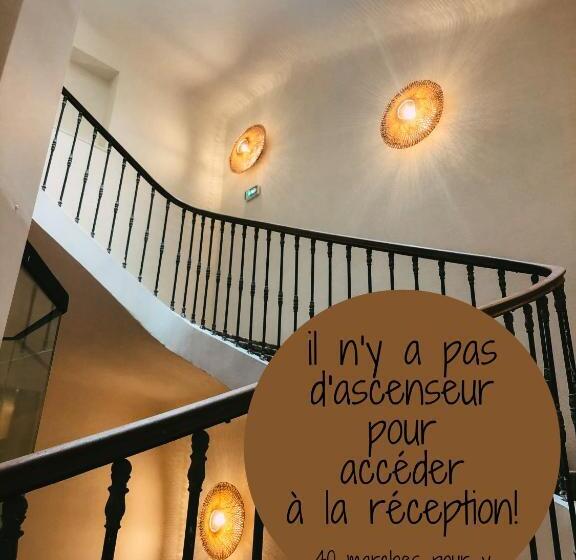 هتل Hôtel Life Marseille Vp Vieux Port