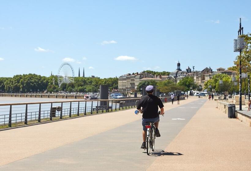 Hotel Indigo Bordeaux Centre Chartrons, An Ihg