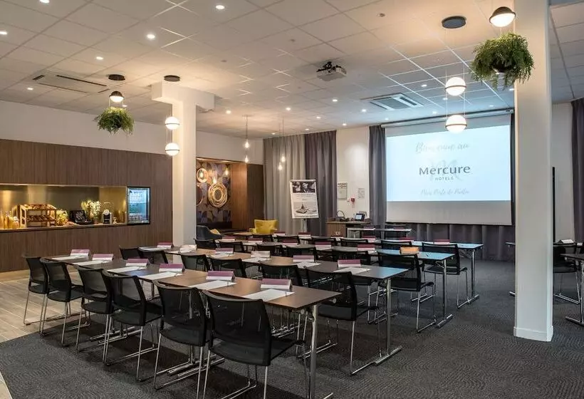 Отель Mercure Paris Porte De Pantin