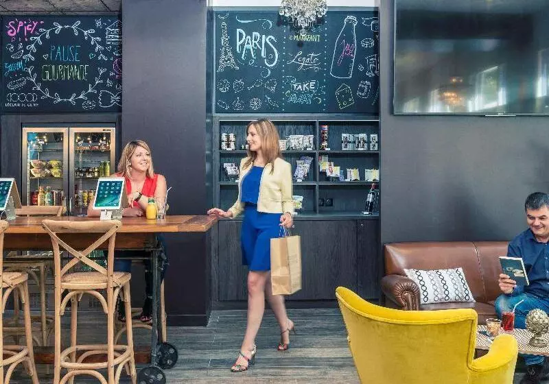 Отель Mercure Paris Porte De Pantin