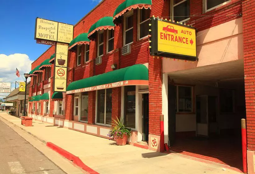 Отель Two Sunsets