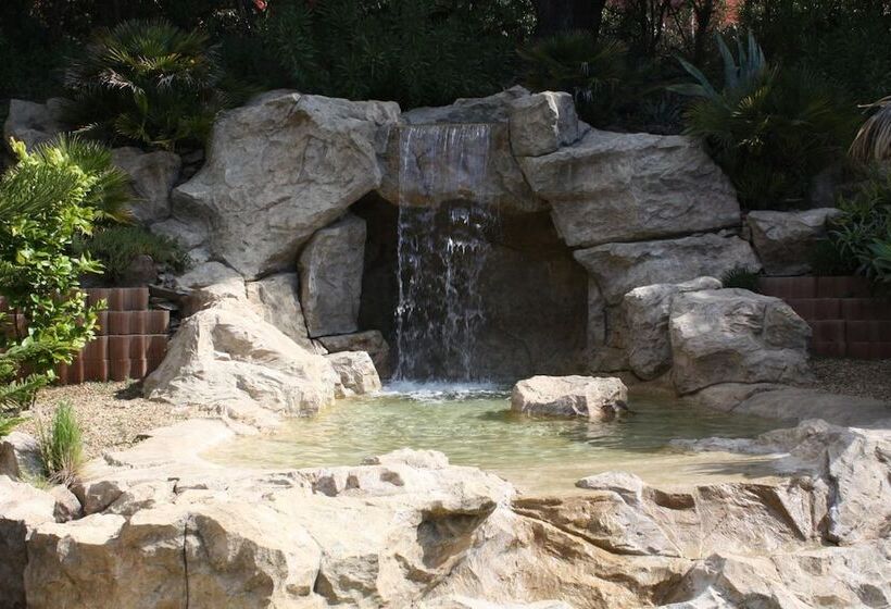 בית מלון כפרי Residence Les Medes