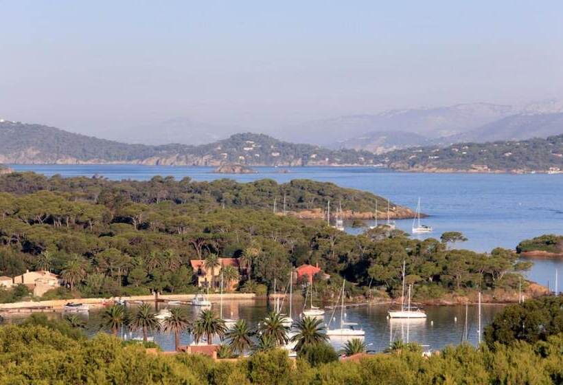 בית מלון כפרי Residence Les Medes