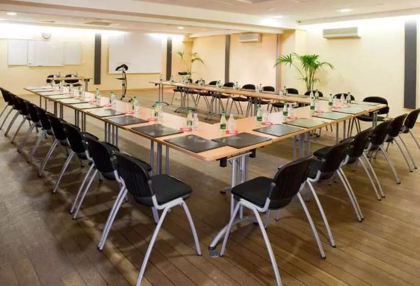 Отель Residence Les Medes