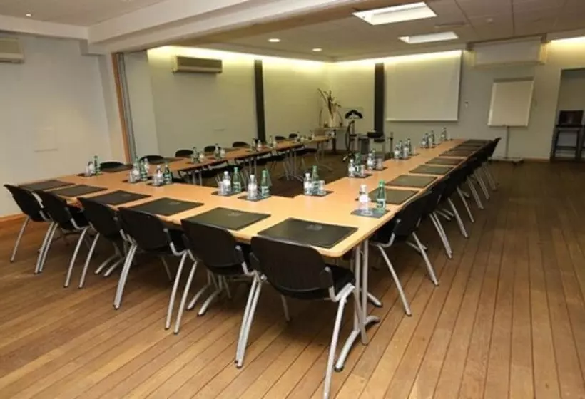 Отель Residence Les Medes