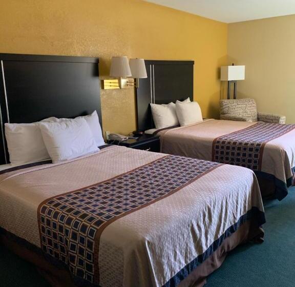 호텔 Rodeway Inn & Suites