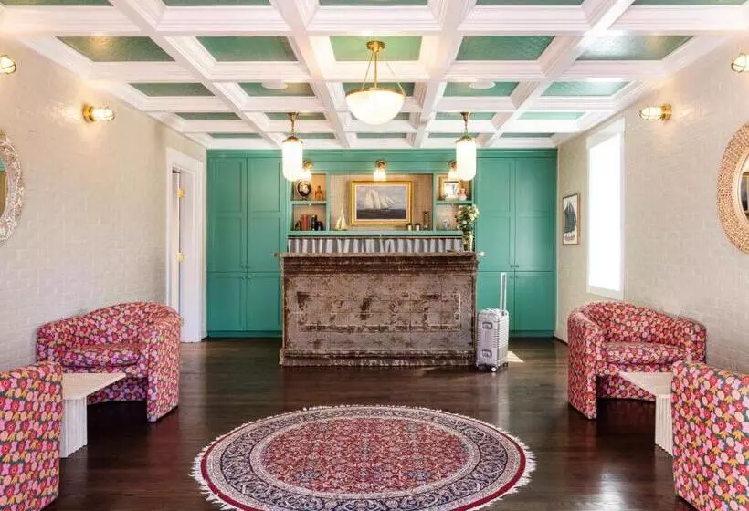 ホテル Arrive Wilmington