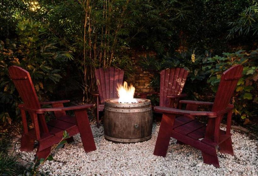 ホテル Arrive Wilmington