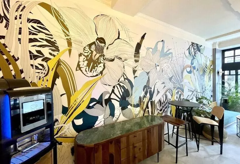 ホテル Urban Jungle Hôtel Orleans