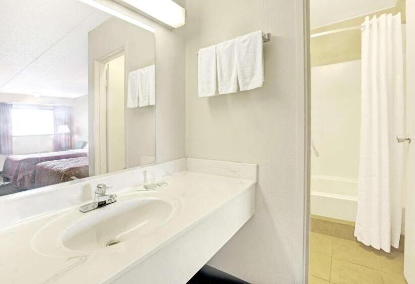 فندق على الطريق Super 8 By Wyndham Shelby