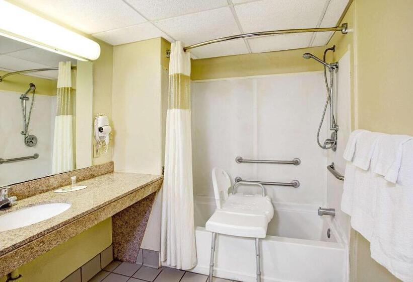 モーテル Super 8 By Wyndham Walterboro