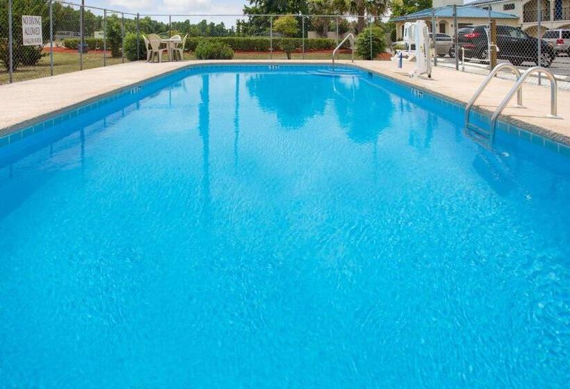 モーテル Super 8 By Wyndham Walterboro