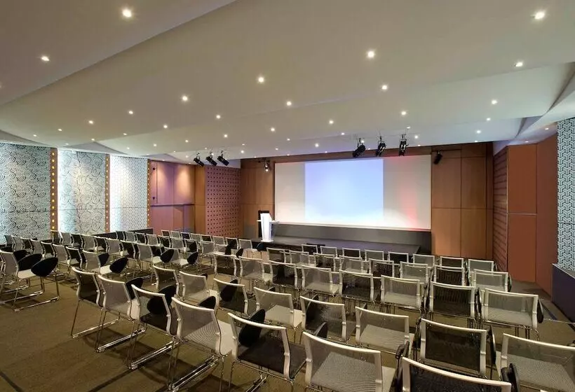 Novotel Paris Charentonlepont