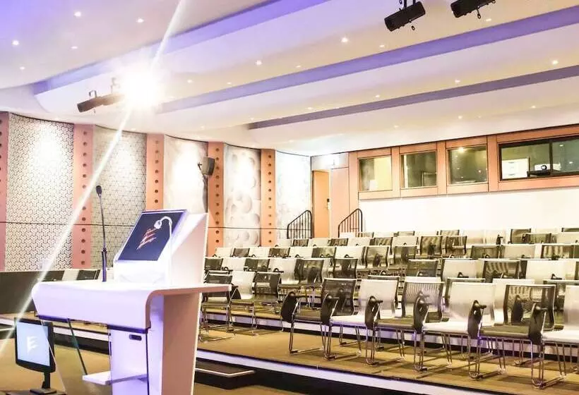 Novotel Paris Charentonlepont