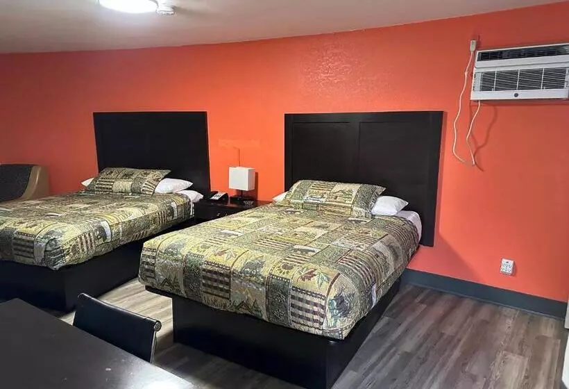 Whispering Pines Motel