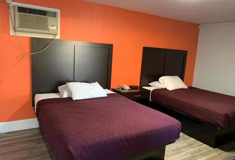 Whispering Pines Motel