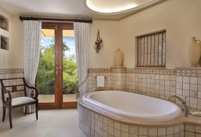 Al Maha, A Luxury Collection Desert Resort & Spa, Dubai