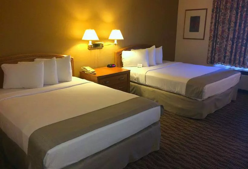 호텔 Ramada By Wyndham Terrible S And Casino