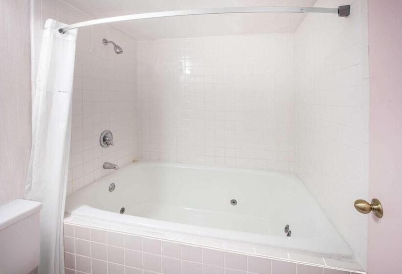 فندق Days Inn By Wyndham Mountain View