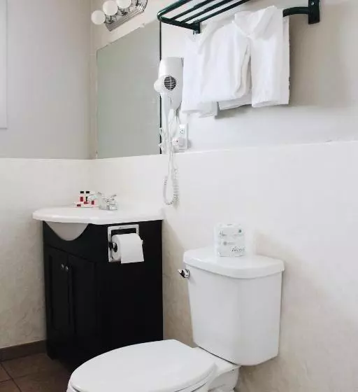 هتل Days Inn By Wyndham Show Low