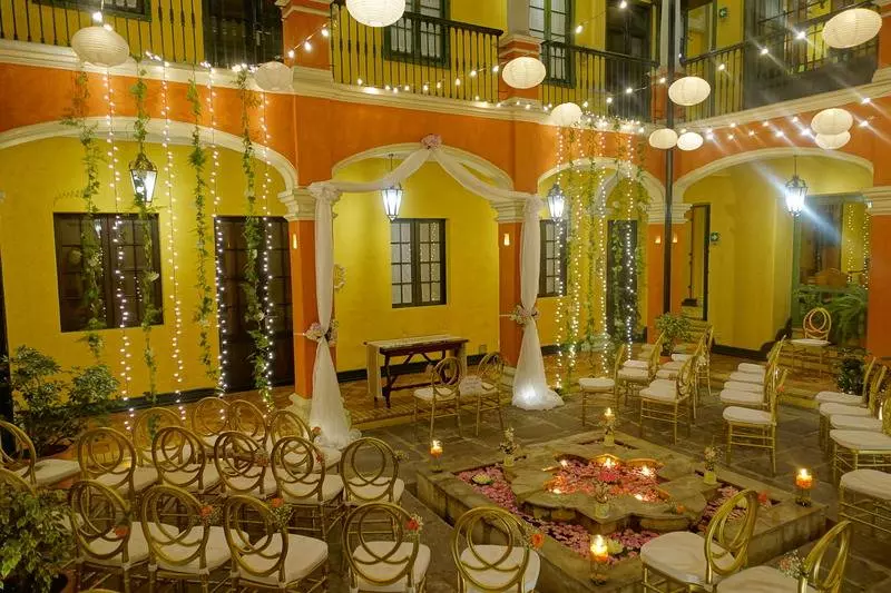 ホテル De La Opera