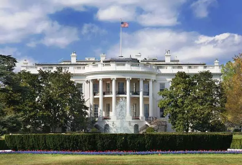 ホテル Embassy Suites By Hilton Washington Dc Chevy Chase Pavilion