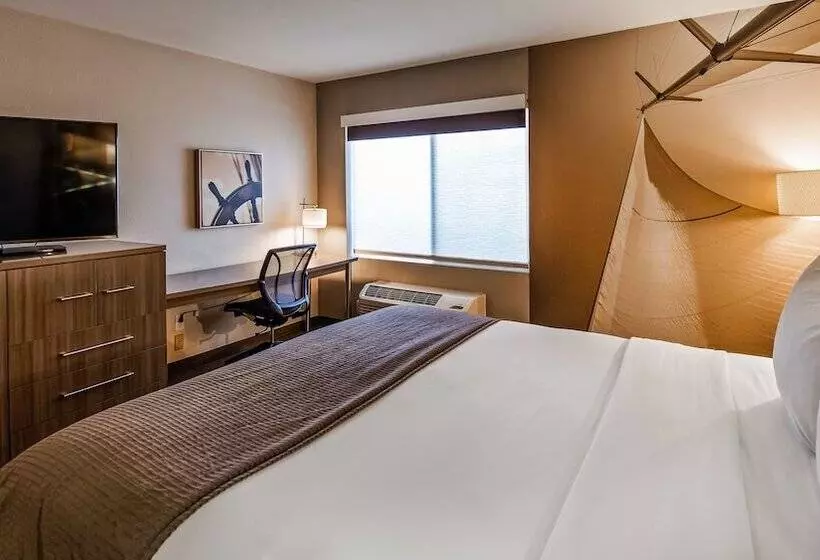 Отель Executive Inn & Suites Oakland