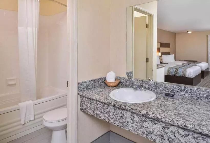 Отель Good Living Inn