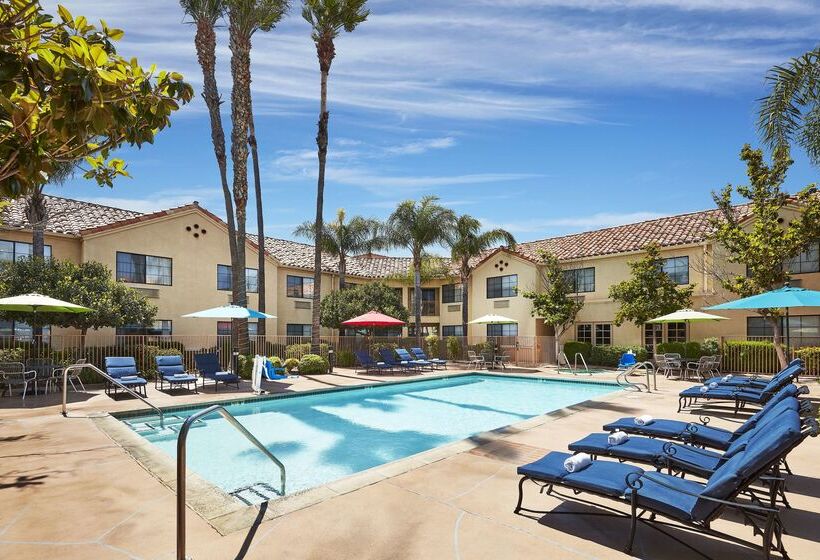 فندق Hilton Garden Inn Valencia Six Flags