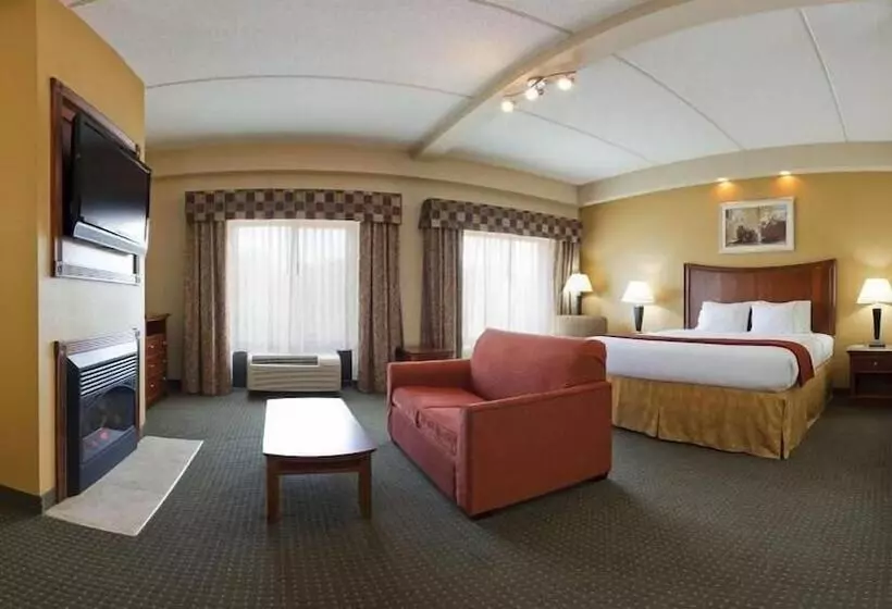 هتل Four Points By Sheraton Fayetteville Fort Liberty