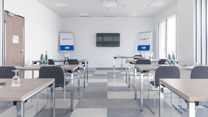 Hotel Holiday Inn Express Luzern Neuenkirch, An Ihg