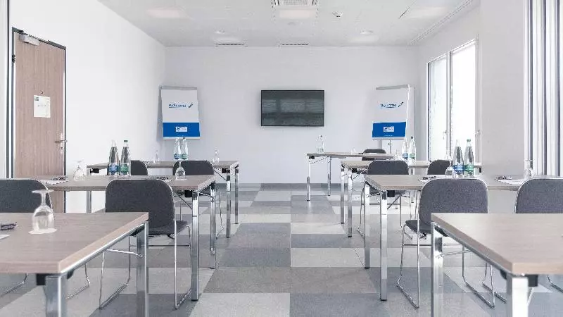 호텔 Holiday Inn Express Luzern Neuenkirch, An Ihg