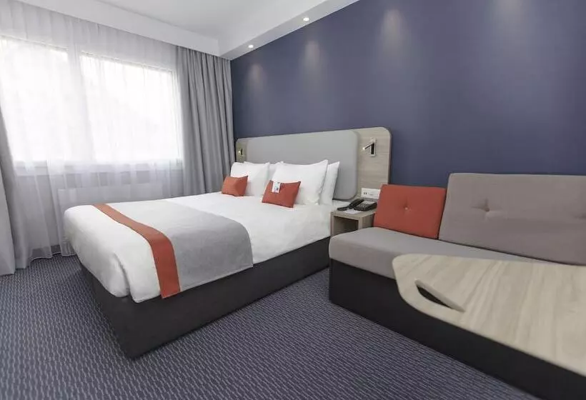 호텔 Holiday Inn Express Luzern Neuenkirch, An Ihg