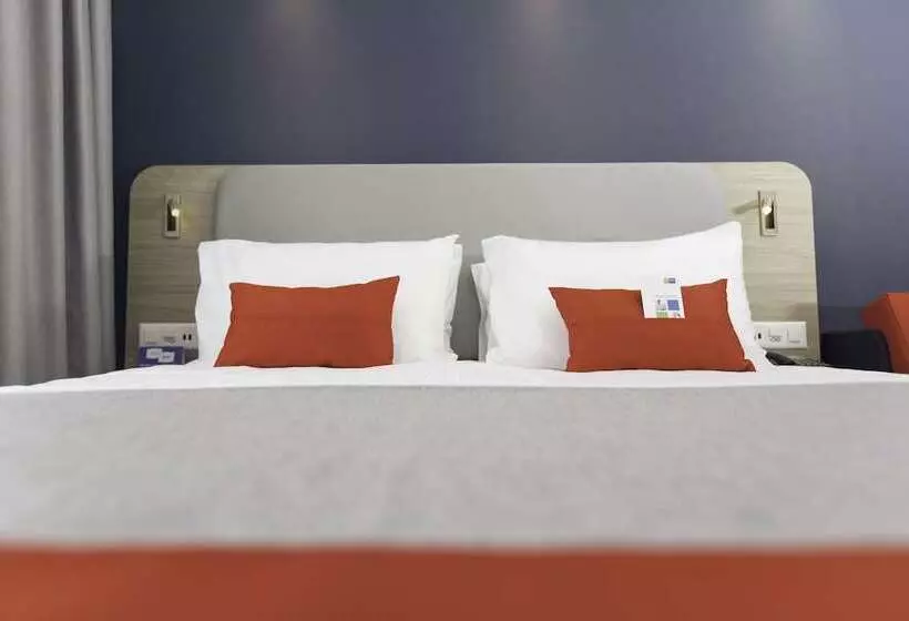 호텔 Holiday Inn Express Luzern Neuenkirch, An Ihg